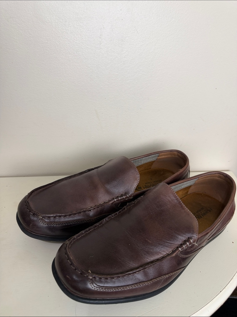 (2385) Nunn Bush Men's Chocolate Brown Leather Slip-On Loafers, Size: 10M